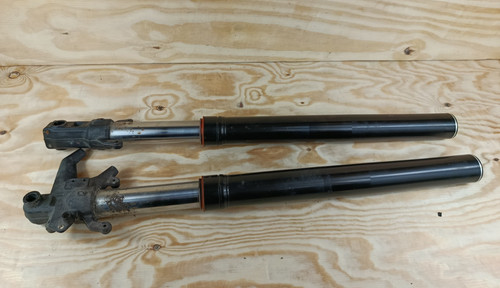 Ktm 390 front forks - ktm,