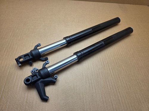 Ktm 390 abs front - front, forks